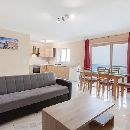 Beautiful Seafront In Qawra By 360 Estates * St Paul's Bay